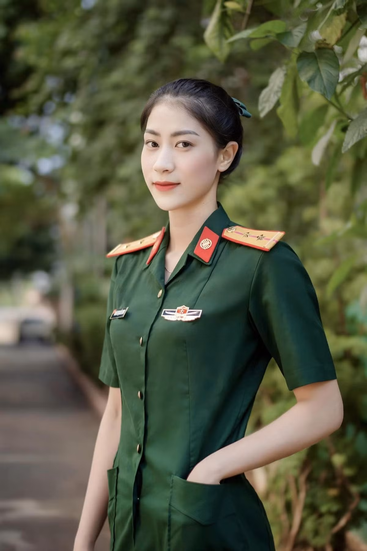 Hoàng Thị Kiều Trinh được CLB chủ quản Binh chủng Thông tin cho phép gia nhập CLB Chonburi E-Tech thi đấu ở giai đoạn giải vô địch bóng chuyền Thái Lan 2023.