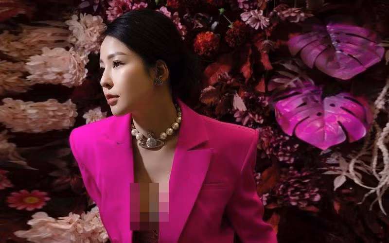 Hot girl xứ Thanh vẫn duy hình số đo 3 vòng cực mãn nhãn.