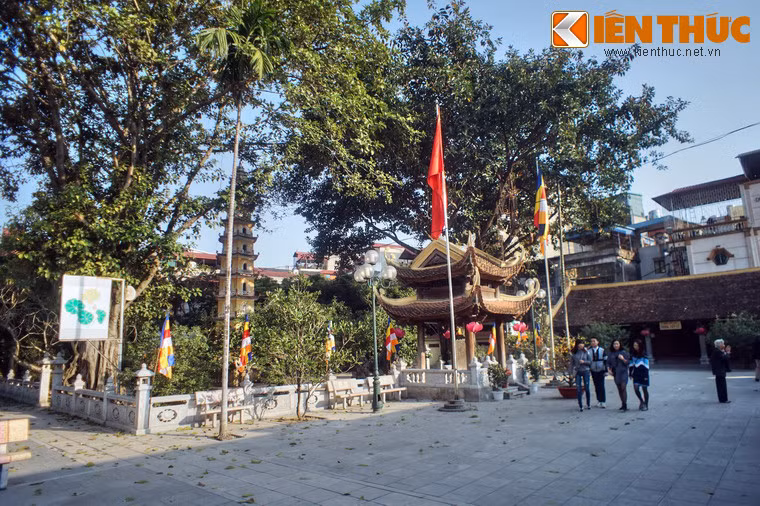 Một số hình ảnh khác về chùa Liên Phái.