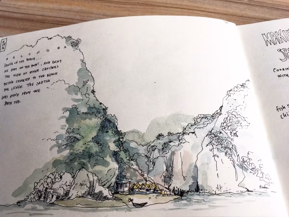 Đảo Titov ở vịnh Hạ Long. Ảnh: Portland Sketcher.