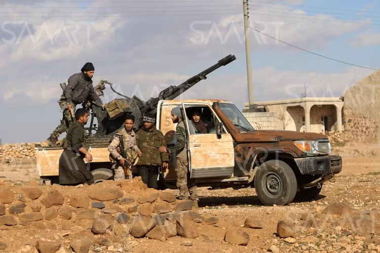 Một số binh sĩ quân đội Syria đã bị thương. Hiện vẫn chưa rõ ai là người đứng sau vụ tấn công, nhưng truyền thông tập trung vào Thổ Nhĩ Kỳ và liên minh do Mỹ đứng đầu.