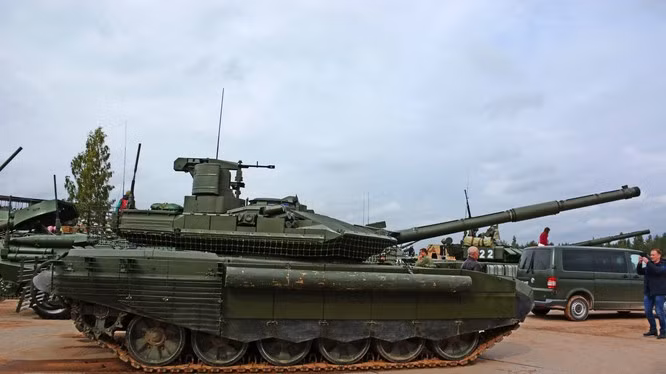 Hệ thống điện tử, máy tính điều khiển hỏa lực và các cảm biến trang bị cho T-90M Proryv-3 theo đánh giá có năng lực vượt trội loại dùng trên T-90A và T-90S đời cũ.