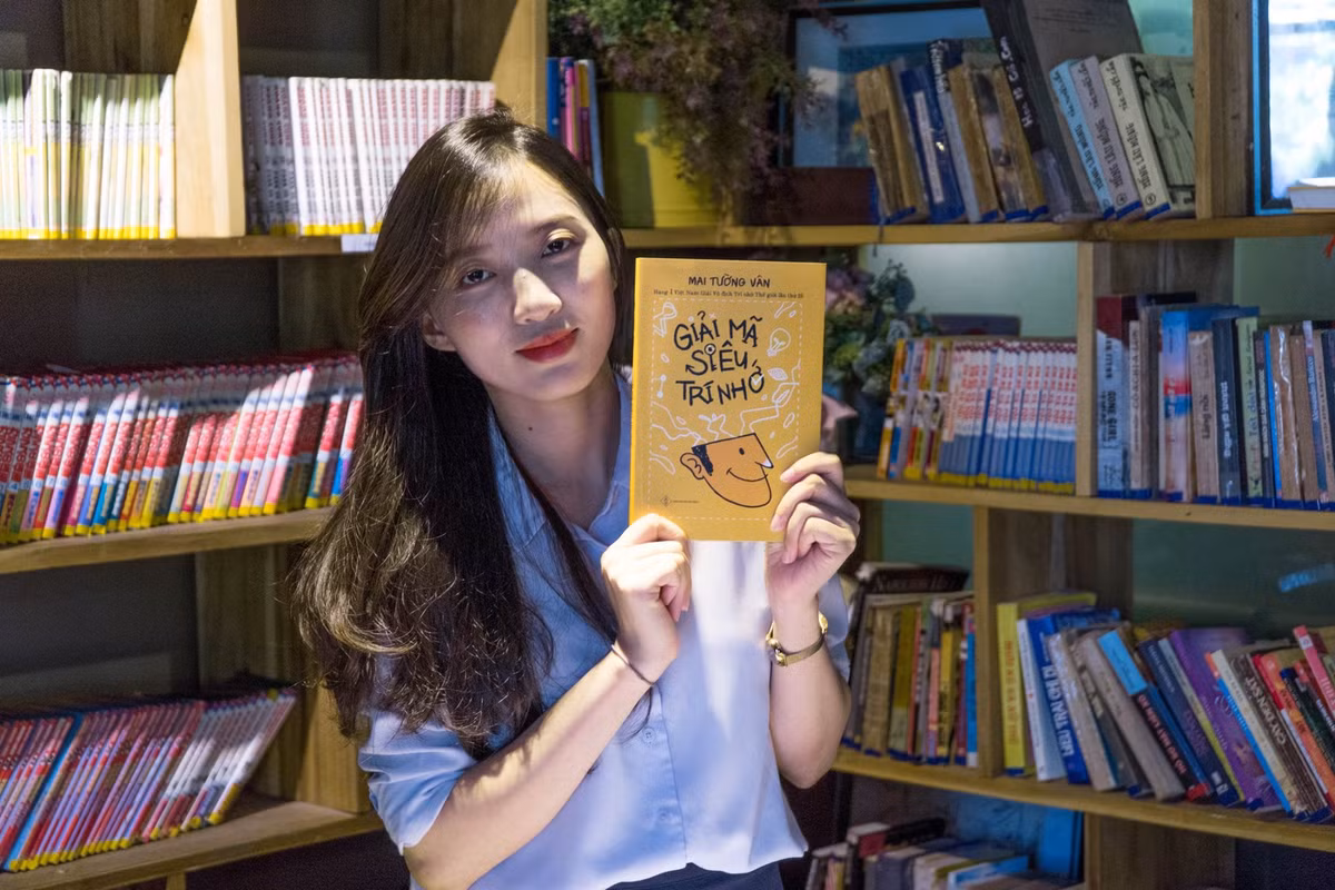 Được biết, việc xuất hiện "trùm cuối" một cô nàng khiến nhiều người nể phục là món quà thay lời cảm ơn chân thành của BTC chương trình đến khán giả để khép lại mùa 3.
