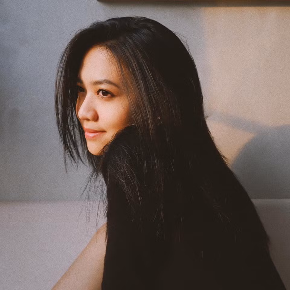 Xuất thân trong gia đình có truyền thống nghệ thuật với dì ruột là diễn viên Trang Nhung, em gái là nữ diễn viên trẻ Ánh Ngọc của sân khấu kịch Hồng Vân và từng tham gia khá nhiều phim điện ảnh nên Ánh My đã nuôi niềm đam mê này từ lâu.
