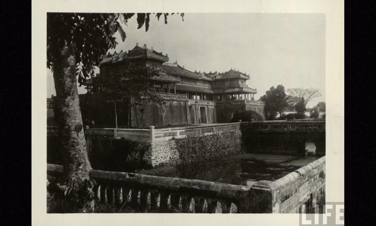 Ngọ Môn, cổng chính Hoàng thành Huế. (Nguồn: Life)