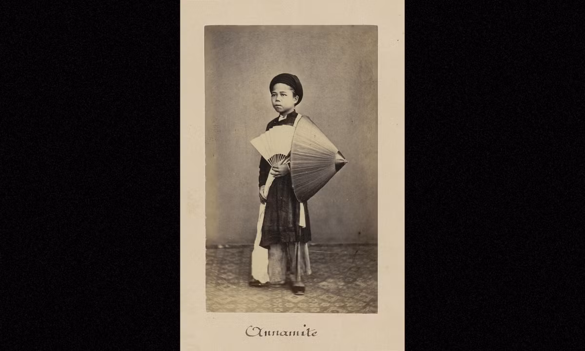 Cậu bé con nhà gia giáo. (Nguồn: Émile Gsell)