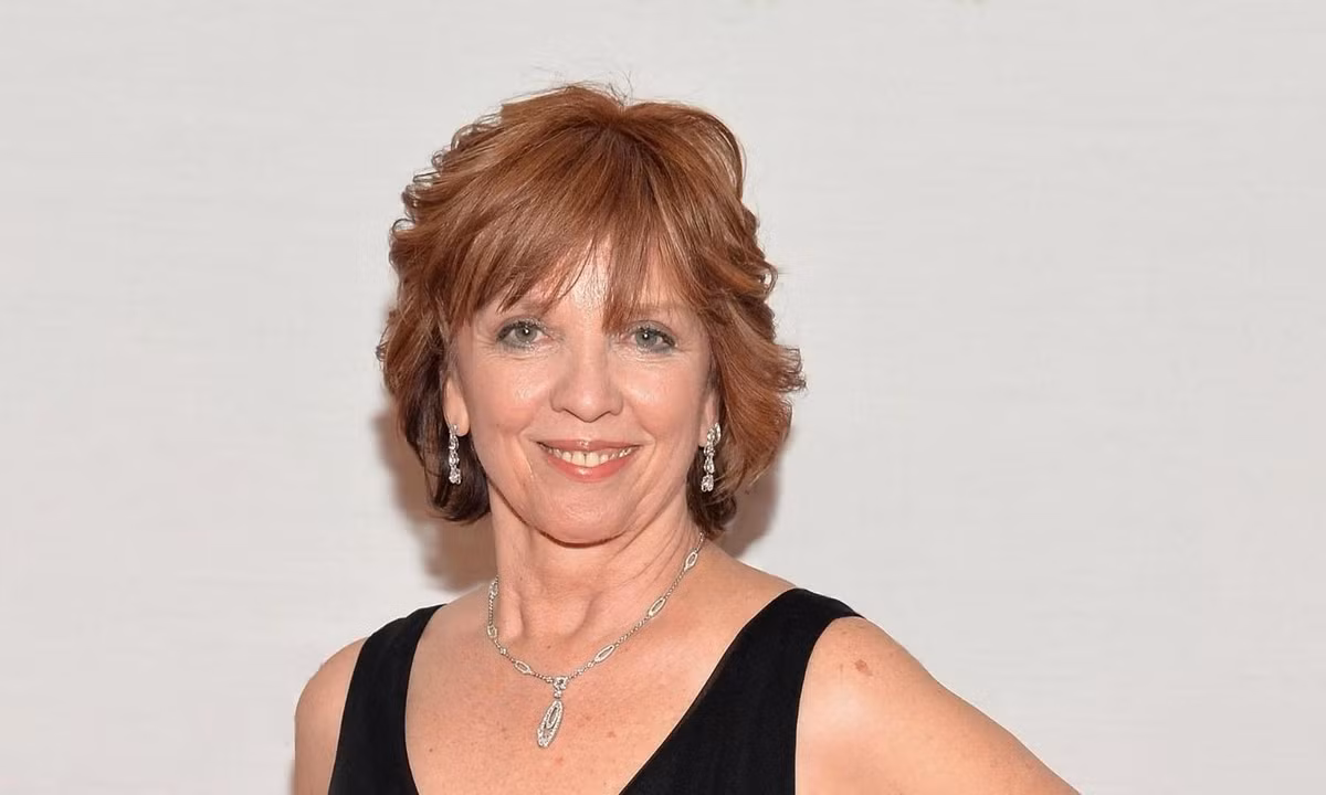 5. Nora Roberts - 390 triệu đôla Mỹ: tác giả tiểu thuyết tình cảm lãng mạn người Mỹ. Gần đây tạp chí The New Yorker gọi Nora Roberts là “tiểu thuyết gia được yêu thích nhất nước Mỹ” với 400 triệu bản sách được in, được xuất bản ở 35 quốc gia. (Nguồn: internet)