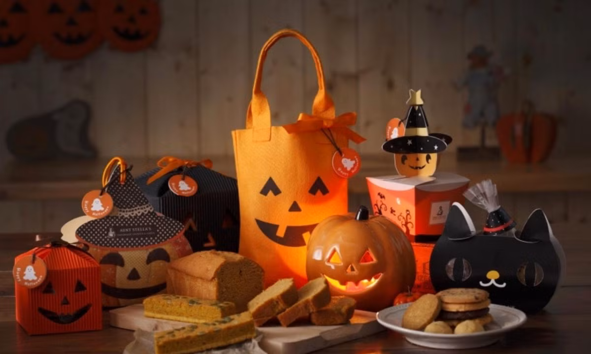 6. Màu truyền thống của Halloween: sắc màu cam, đen, trắng cùng những biểu tượng ma quái trong lễ hội Halloween cũng mang những ý nghĩa rùng rợn khó tả. (Nguồn: Toplist.vn)