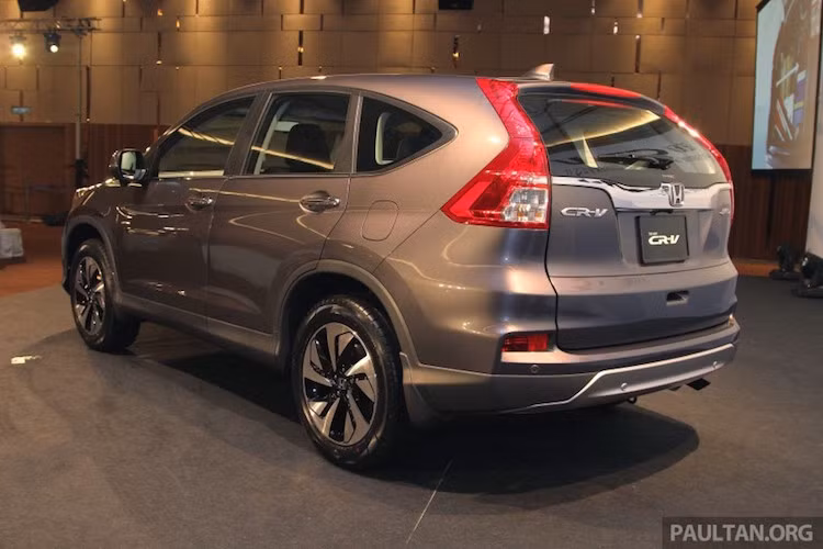 Hiện tại, những thông tin chi tiết của CR-V 2.4l bản cao cấp chưa được Honda Việt Nam hé lộ nhiều; hãng chỉ cho biết rằng chiếc xe này sẽ ra mắt khách hàng trong thời gian tới.