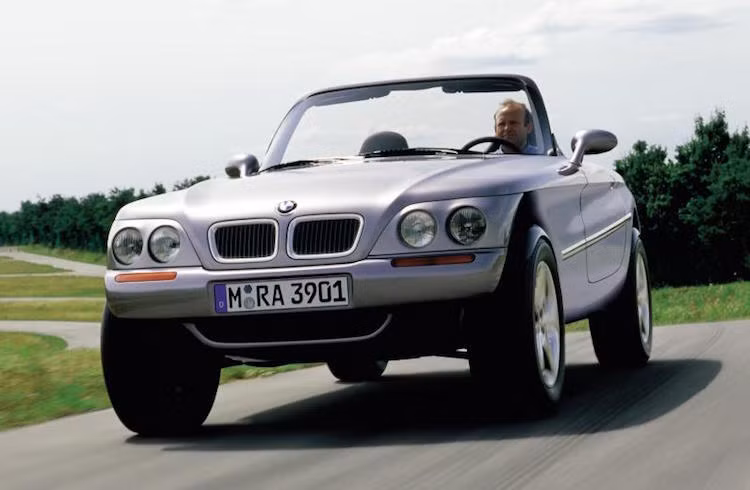 1995 - BMW Z18 concept: Mẫu mui trần kỳ dị này là chiếc xe roadster offroad đầu tiên và duy nhất từng được BMW chế tạo. Nó có động cơ V8, hệ dẫn động 4 bánh, vỏ bằng nhựa và nội thất có khả năng bố trí lại.