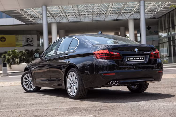 Về thiết kế, 520i Special Edition hoàn toàn giống như những phiên bản 520i bình thường khác.