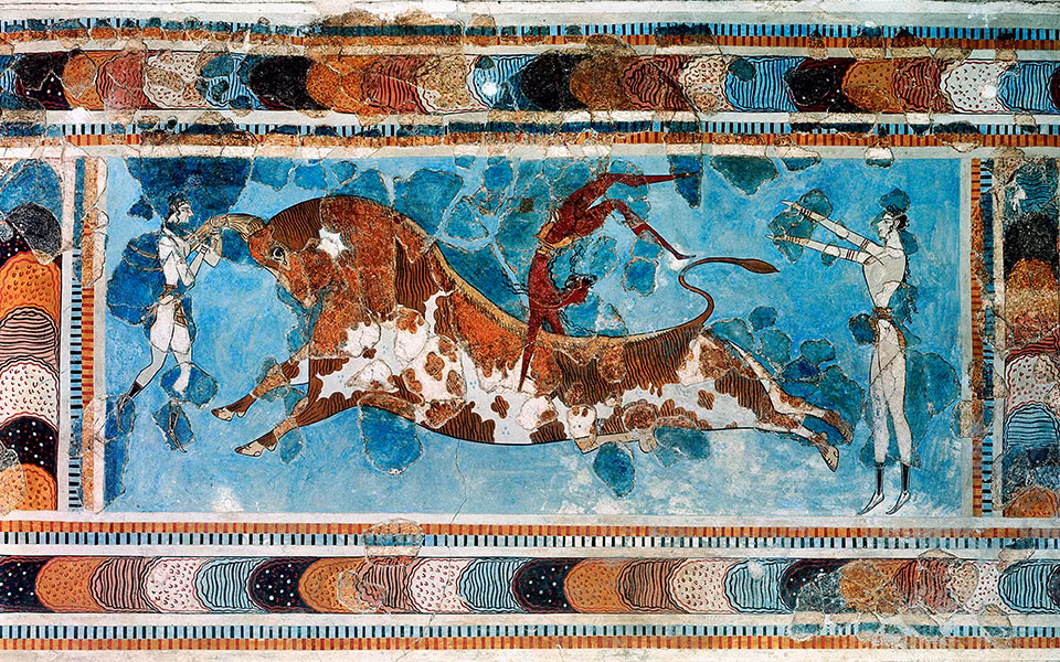 Đến nay, giới nghiên cứu vẫn chưa thể tìm ra nguyên nhân khiến nền văn minh Minoans diệt vong. Dù vậy, họ đưa ra một số giả thuyết cho rằng chiến tranh, dịch bệnh hoặc thiên tai có thể đã "xóa sổ" nền văn hóa này.