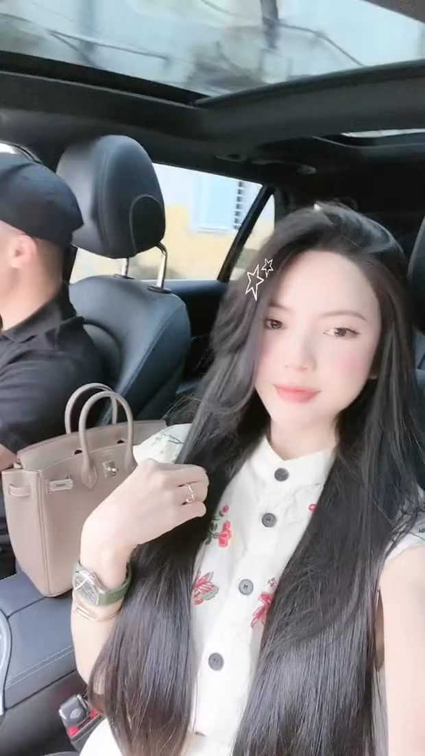 Quang Hải hé lộ cưới vợ trong tương lai gần, sẽ là Chu Thanh Huyền? - Hình 3 Quang Hai he lo cuoi vo trong tuong lai gan, se la Chu Thanh Huyen?-Hinh-3