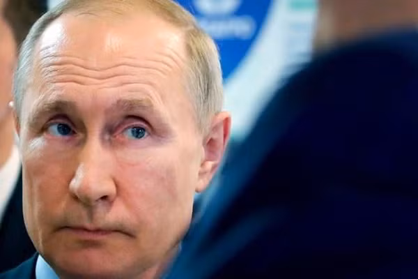 Tong thong Putin: Cai cach hien phap khong nham duy tri quyen luc