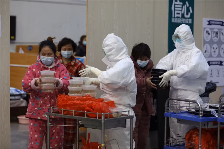 Ngac nhien ben trong benh vien da chien tai tam dich Vu Han-Hinh-3