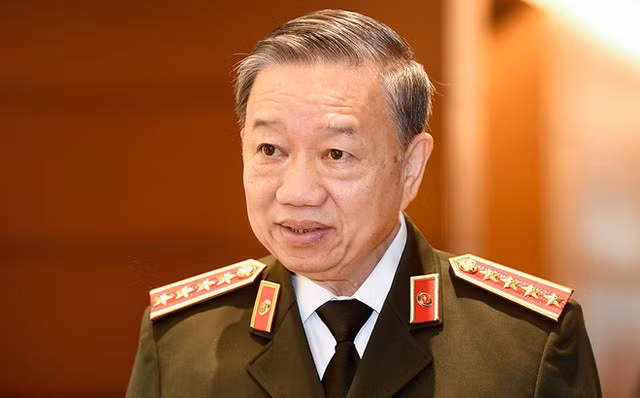 Bộ trưởng Bộ Công an Tô Lâm. Ngày sinh: 10/7/1957. Quê quán: Hưng Yên. Trình độ: Giáo sư, Tiến sĩ Luật học.