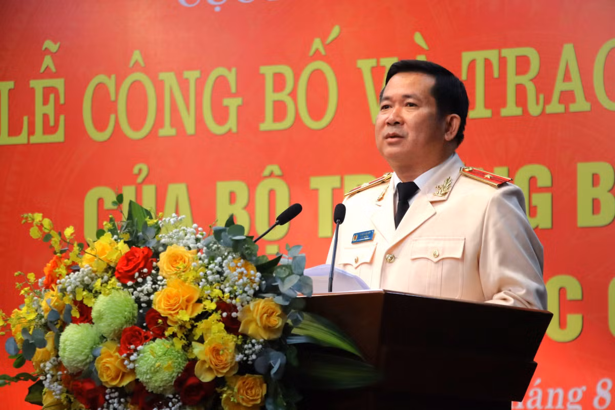 Loi hua Thieu tuong Dinh Van Noi khi nham chuc Cuc truong