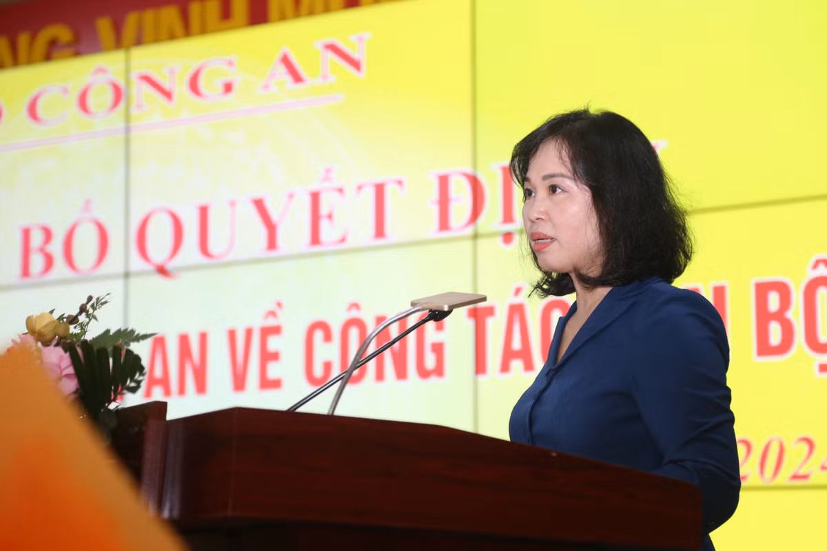 Ba Trinh Thi Minh Thanh dieu hanh cong viec Tinh uy Quang Ninh