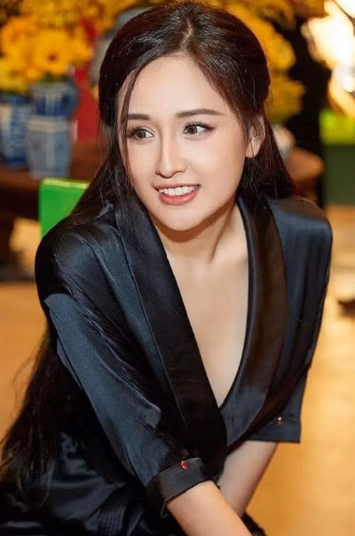 Hoa hậu Mai Phương Thuý cũng được xem là "đại gia ngầm" trong showbiz. Ảnh: FBNV