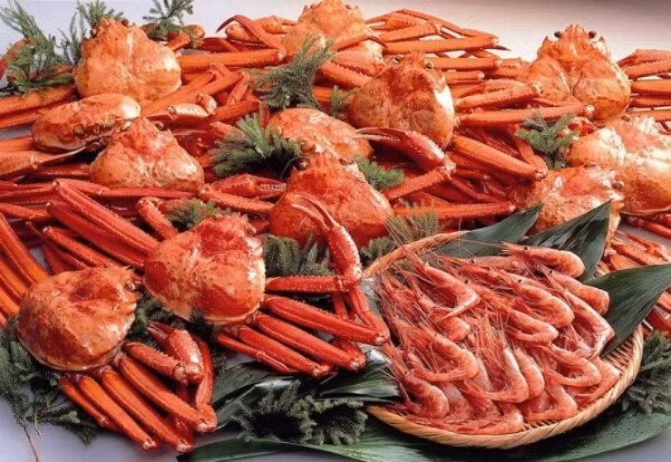 Được biết, mùa đánh bắt cua tuyết thường bắt đầu từ tháng 11 đến khoảng tháng 3 năm sau ở Nhật.