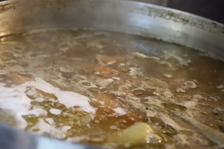 Phở Thìn tại thành phố Melbourne sử dụng công thức nấu phở được bác Thìn, chủ cửa hàng Phở Thìn ở Lò Đúc truyền lại. Ảnh: VOV