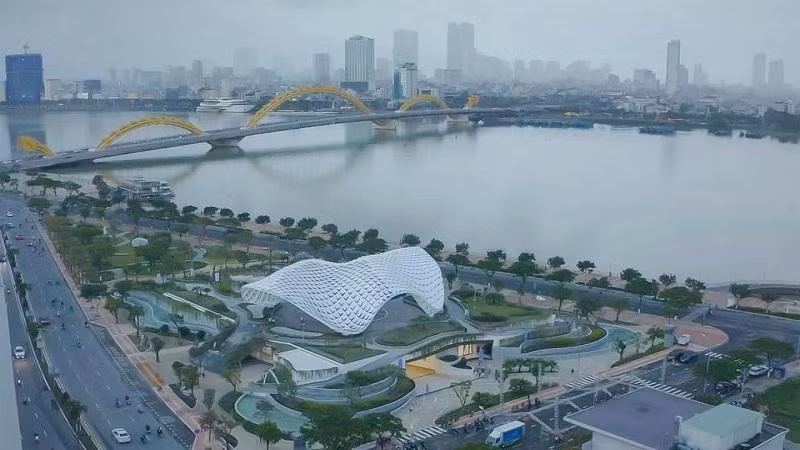 Sau 14 tháng thi công gấp rút, công viên APEC mở rộng nằm ở phường Bình Hiên, quận Hải Châu (Đà Nẵng) có tổng vốn đầu tư gần 760 tỷ đồng đã chính thức đi vào hoạt động. Ảnh: VGP/