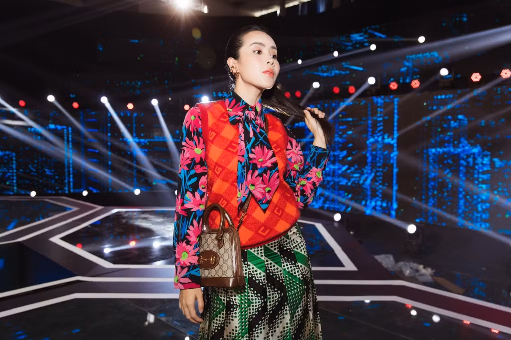 Lưu Hương Giang - Hồ Hoài Anh cũng thường xuyên diện đồ hiệu giá trị hàng trăm triệu đồng khi tham gia các sự kiện. Ảnh: Dân Việt