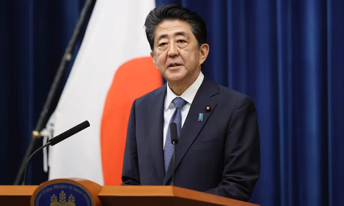 Nhung chinh sach kinh te noi bat cua ong Shinzo Abe khi con duong nhiem