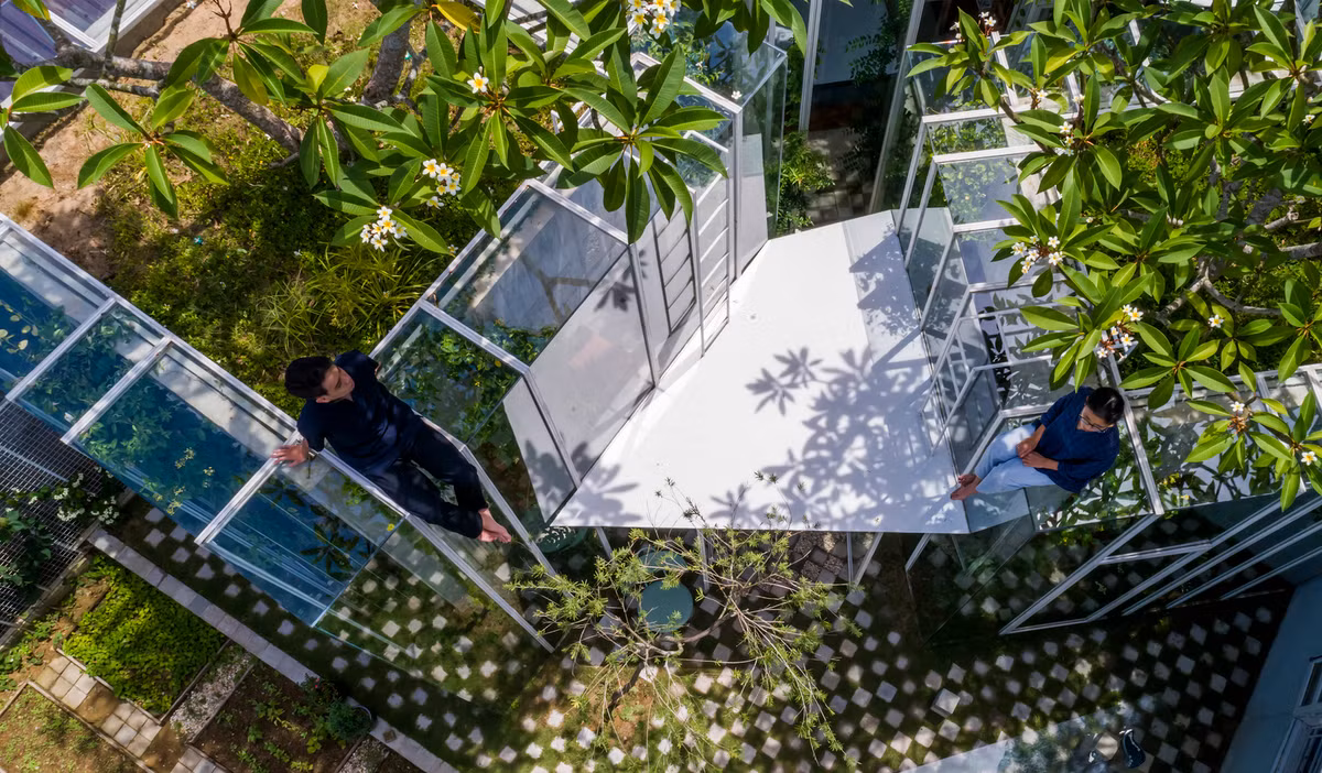 Như cái tên đã nói lên chính nó, Labri House thực sự là một nơi trú ẩn bí mật, không dễ tìm thấy trên bản đồ hay thậm chí trong thực tế.