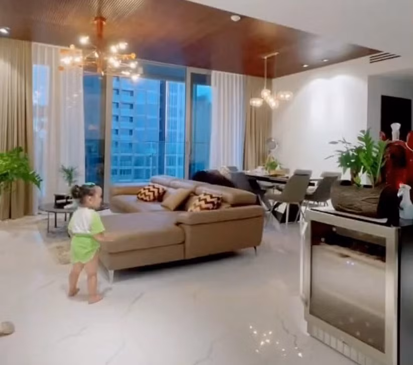 Không gian nội thất được thiết kế sang trọng, hiện đại. Ảnh: Tiktok