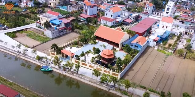 Choáng ngợp nhà gỗ 5 gian “độc nhất vô nhị” của đại gia Nam Định Choang ngop nha go 5 gian “doc nhat vo nhi” cua dai gia Nam Dinh