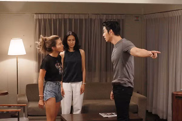 Không ngờ anh trai chồng đẹp trai tài giỏi lại đem lòng yêu cô giúp việc Khong ngo anh trai chong dep trai tai gioi lai dem long yeu co giup viec