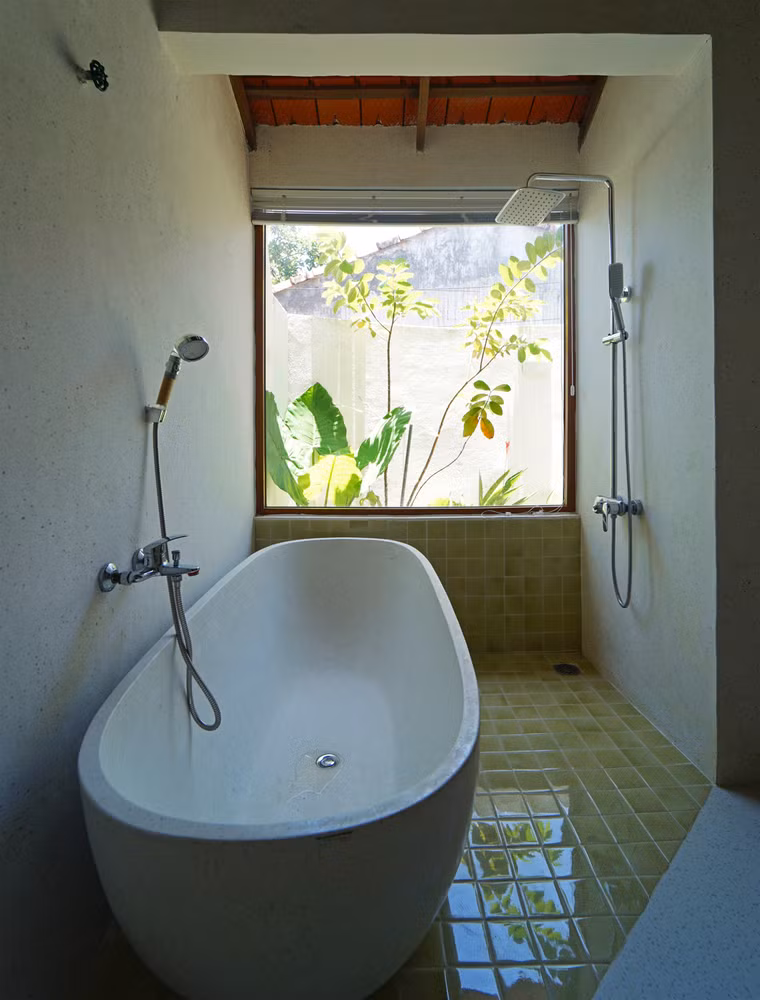Đầy đủ nội thất tiện nghi được bố trí trong khu resort.