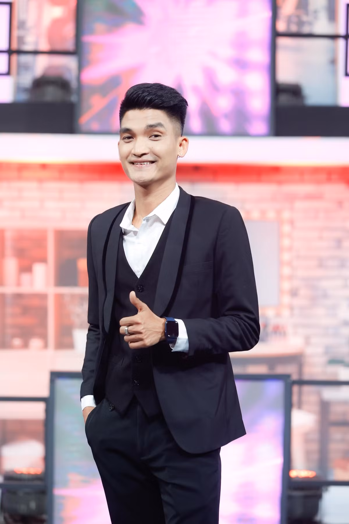 Sau hơn 5 năm lập nghiệp ở TP HCM, Mạc Văn Khoa đã "bỏ túi" nhiều vai diễn được đánh giá ấn tượng. Ảnh: FBNV