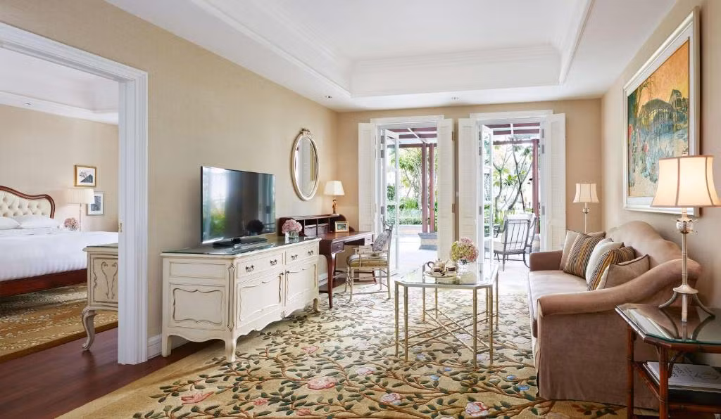 Giá phòng thấp nhất tại Park Hyatt Saigon là khoảng 6 triệu đồng/đêm, cao nhất là 68 triệu đồng/đêm. Ảnh: Booking