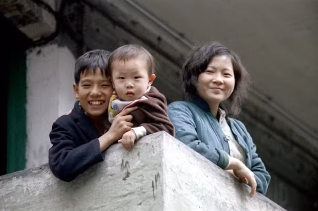 Gương mặt rạng rỡ của cư dân sống ở Hong Kong những năm 1970.