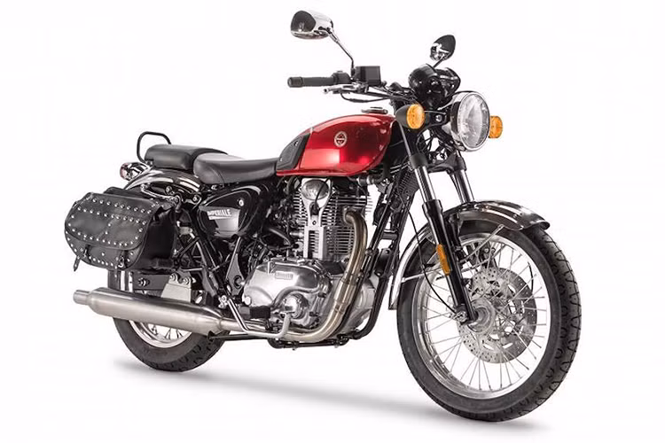 Tại triển lãm EICMA 2017, hãng xe Ý thuộc sở hữu của Trung Quốc Benelli đã giới thiệu một mẫu mô tô ý tưởng có tên gọi Imperiale 400. Sở hữu kiểu dáng như một chiếc mô tô được sản xuất trong thập niên 70 của Thế kỷ XX, Benelli Imperiale 400 mới đã được khách hàng hưởng ứng, dẫn tới việc mẫu xe này chính thức có bản thương mại ở EICMA 2018.