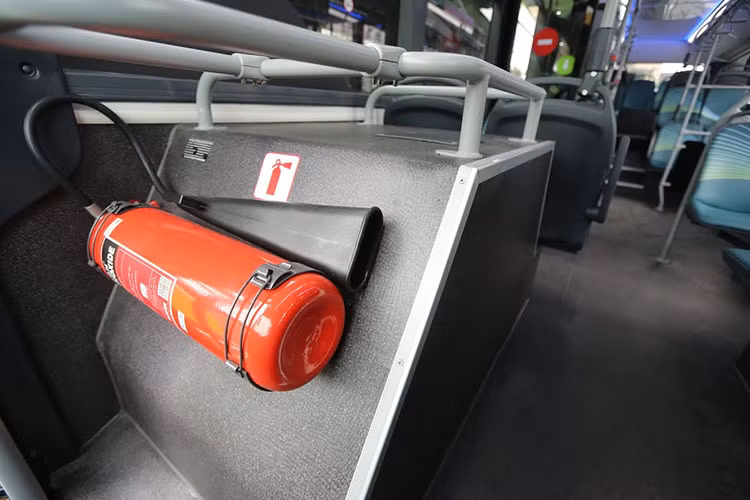 Tất cả xe VinBus sẽ được quản lý vận hành thông minh qua việc theo dõi tập trung, sạc, kiểm tra an toàn, bảo dưỡng, sửa chữa, vệ sinh tự động tại các trạm Depot được bố trí theo các tuyến điểm VinBus.