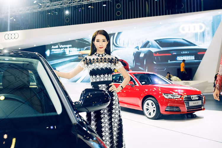 Trong hơn 30 năm, quattro đã cùng với Audi dẫn đầu các thương hiệu xe sang trên toàn cầu trong lĩnh vực dẫn động bốn bánh. Kể từ năm 2009, Việt Nam đã trở thành vùng đất quattro nơi 60% số lượng xe Audi bán ra được trang bị quattro.