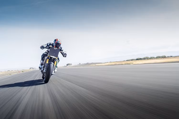 Hiện Victory và Roland Sands không công bố bất cứ các thông tin kỹ thuật nào về cỗ máy cơ bắp này. Nó sẽ chỉ được công bố chính thức tại Pike Peak International Hill Climb năm nay.
