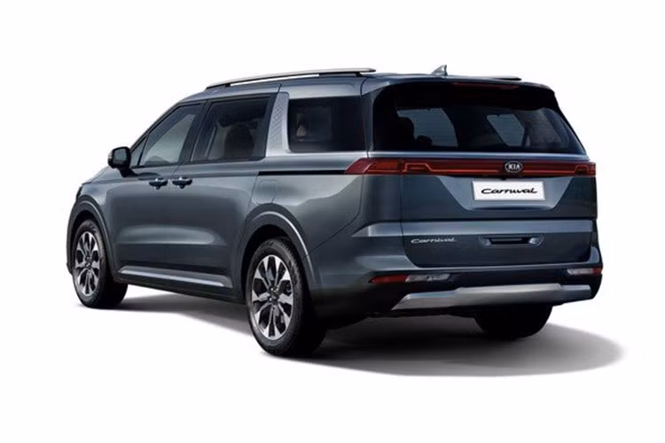 Hiện tại, chưa rõ Sedona thế hệ mới tại Việt Nam sẽ sử dụng loại động cơ nào. Tại thị trường Hàn Quốc, Kia Sedona mới có 3 loại động cơ bao gồm động cơ diesel Smartsteam 2.2L, động cơ xăng MPi 3.5L và động cơ xăng V6 GDi 3.5L. Tất cả động cơ đều nối với hộp số tự động 5 cấp.