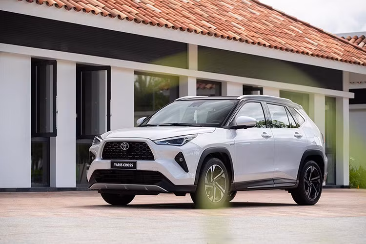 Toyota Viet Nam ban ra 5.178 xe thang 6/2024, Yaris Cross chay nhat