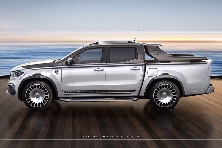 Tại thời điểm ra mắt, mẫu xe bán tải Mercedes-Benz X-Class mới không thật sự nhận được sự ủng hộ của các khách hàng do thiết kế sang trọng của Mercedes không phù hợp lắm với nền tảng bán tải của Navara. Tuy nhiên, hãng độ Carlex Design đã có cách để biến một chiếc X-Class buồn tẻ thành một phiên bản ấn tượng từ trong ra ngoài.