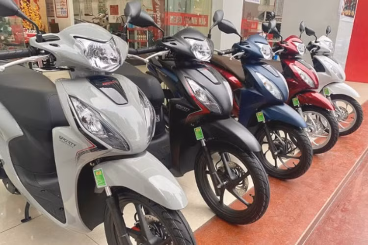 Doanh so ban xe Honda Viet Nam - oto tang nhe, xe may sut giam