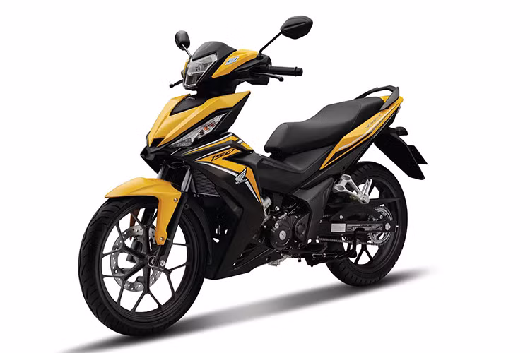 Trên phiên bản mới, Honda giữ nguyên thiết kế tem của Winner 150 bản thể thao trước đây, chỉ phối lại màu tem dựa trên màu của từng phiên bản để khiến chiếc xe trông nổi bật và bắt mắt hơn. Bên cạnh màu tem, những mảng thân xe khác nhau của mỗi phiên bản cũng đã được phối lại màu.