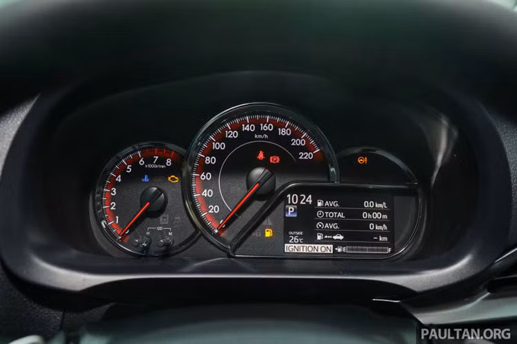 Tương tự như các bản Vios thường, Vios GR-S vẫn sử dụng động cơ I4 1.5L cho sức mạnh 105 mã lực và mô men xoắn cực đại 140 Nm kết hợp cùng dẫn động cầu trước và hộp số CVT.