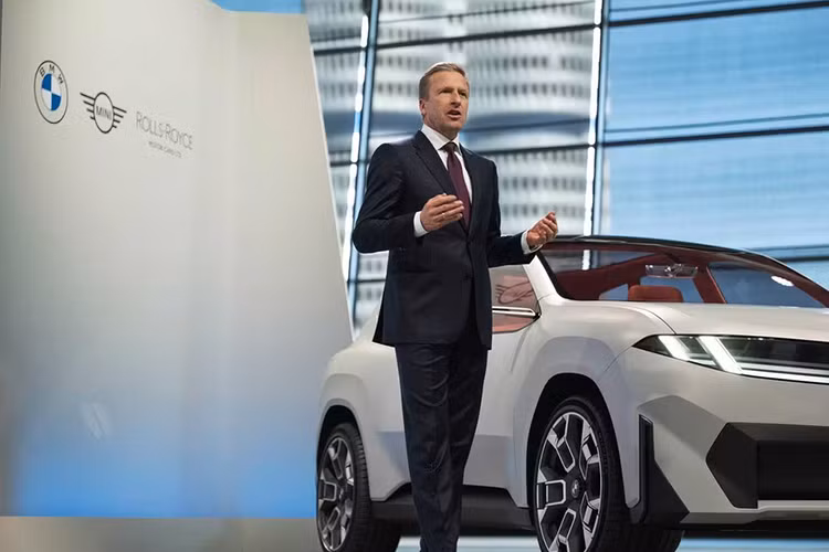 BMW se tung ra toi 14 mau xe moi trong nam 2024-Hinh-2