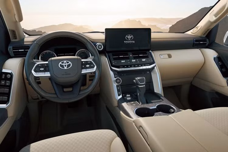 Việc dùng động cơ hiện đại hơn sẽ giúp Alphard tiết kiệm nhiên liệu hơn. Tất nhiên, bước sang thế hệ mới, Toyota Alphard cũng sẽ được cải tiến về thiết kế thay đổi so với người tiền nhiệm.
