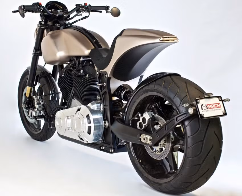 "Trái tim" của KRGT-1 là khối động cơ S&amp;S Cycle V-Twin, dung tích 2.023 cc do hãng Arch Motorcycle sản xuất dành riêng. Động cơ có 2 xy-lanh nghiêng 45 độ này đi kèm hệ thống phun nhiên liệu điện tử và hộp số Arch 6 cấp tự sản xuất.