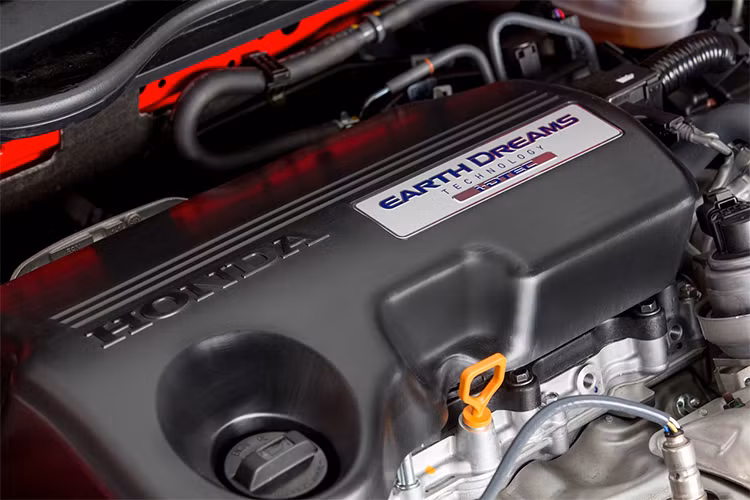 Ngoài thị trường Châu Âu, Honda đã xây dựng nhà máy sản xuất động cơ máy dầu 1.6L i-DTEC ở Tapukara, Ấn Độ và dự báo chiếc Civic máy dầu đầu tiên sẽ có mức giá khá cạnh tranh khi ra mắt ở thị trường tỷ dân này.